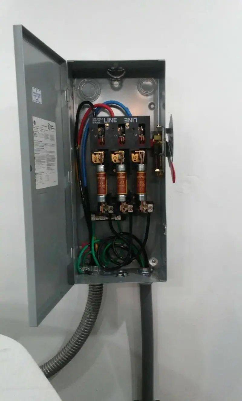 Three-phase disconnect switch installed for Electrical Wiring & Rewiring in Eatonton